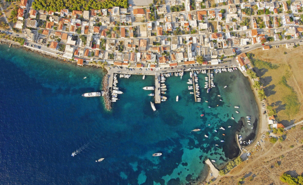 Aerial photo of Aegina perdika