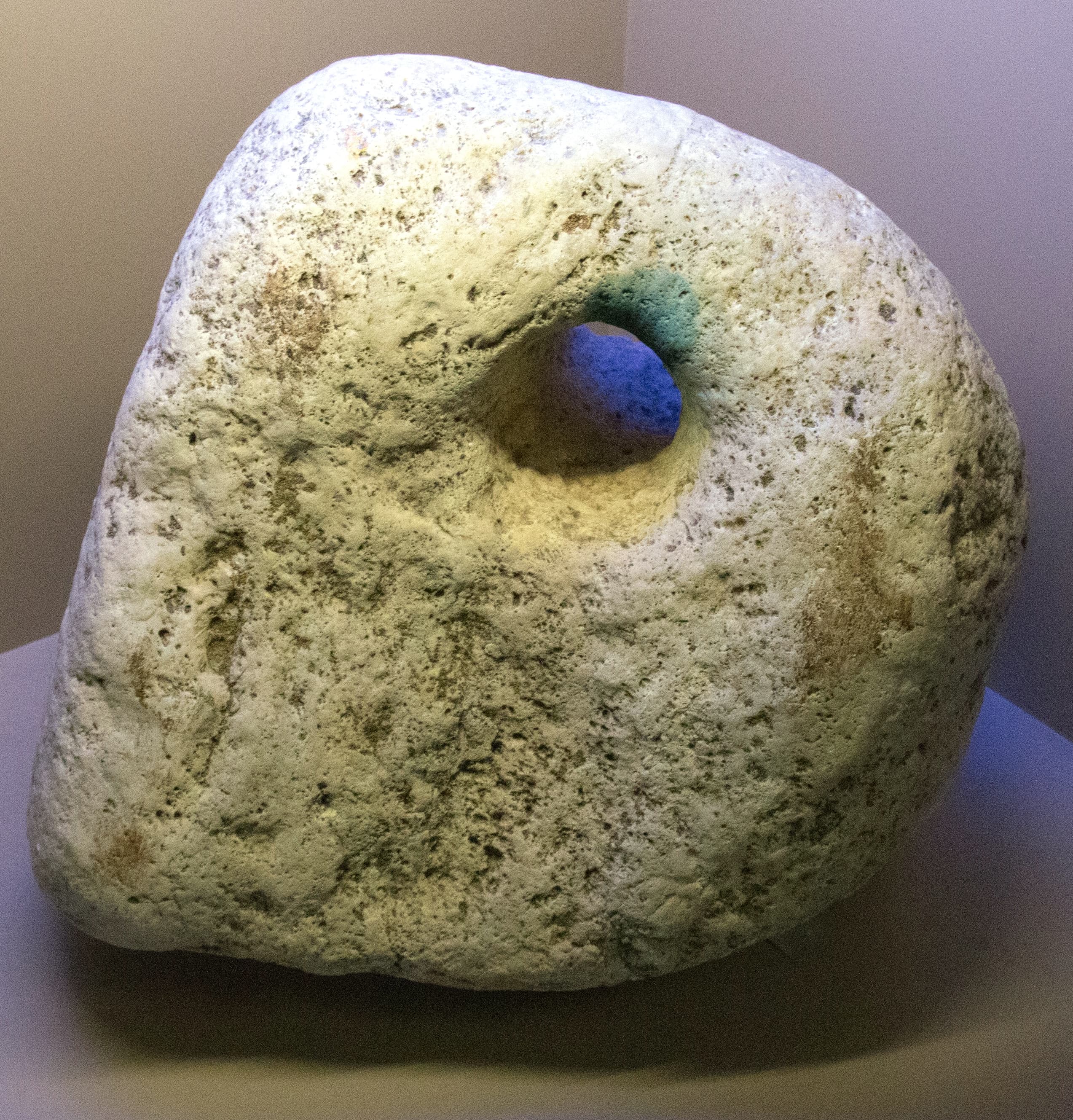 Stone anchor