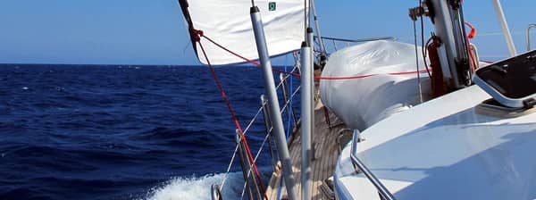 Bareboats: cruising a charter yacht from Chios to Mykonos.