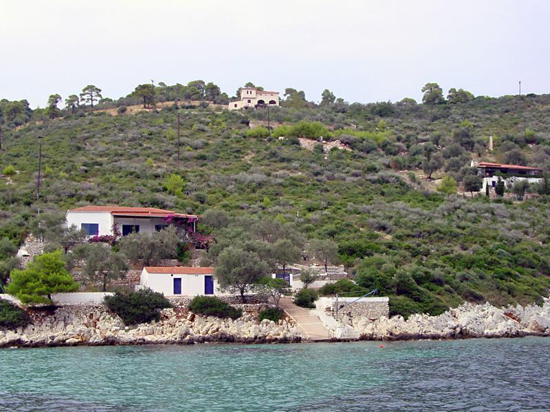 Alonissos sailing guide - yacht charter holiday in Greece
