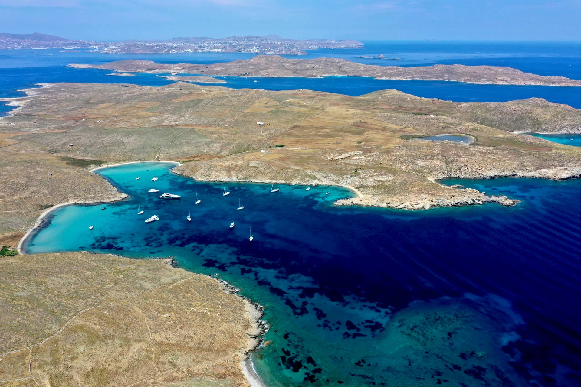 sailing-vacations-greece-rineia-skinos-1