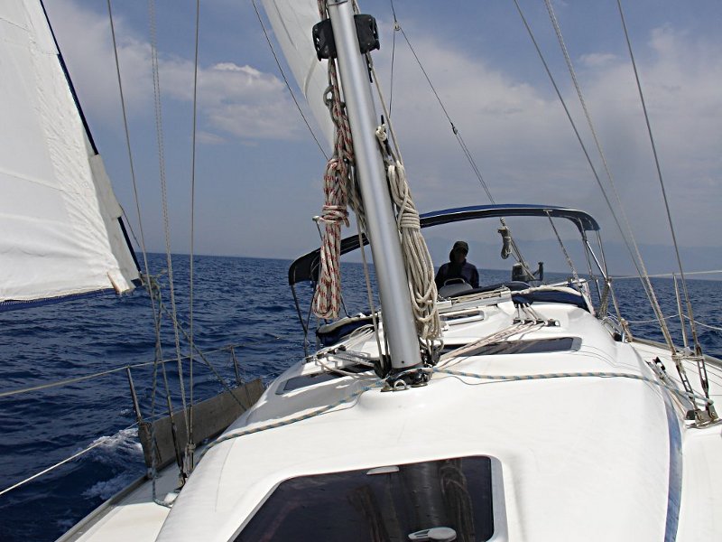 Yacht charters : sailing adventures in Greece