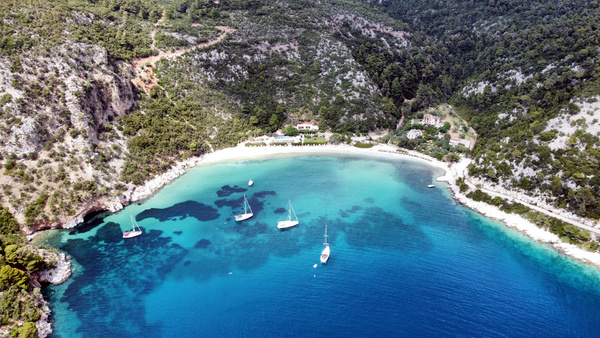 Limnonari Skopelos Northern Sporades: yacht charters.